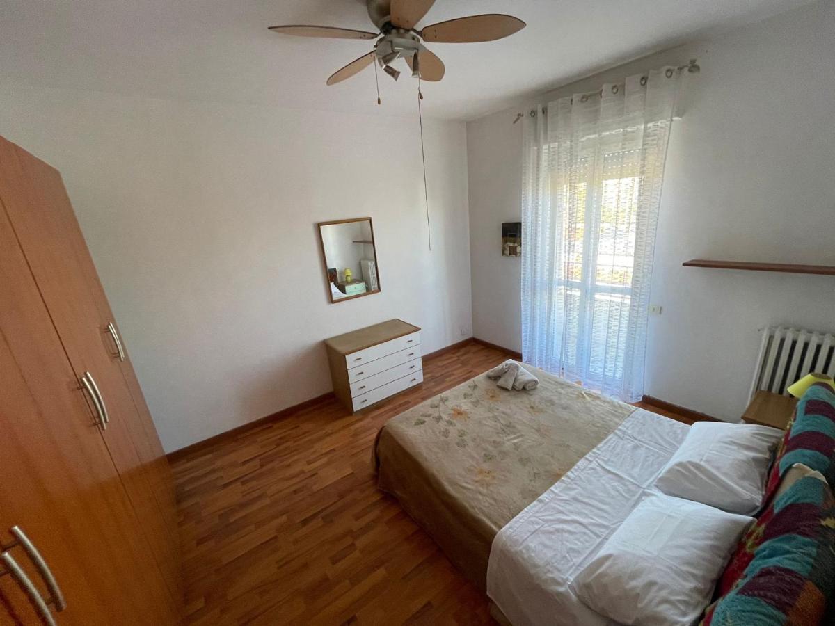 Casa Vacanze Stazione Pescara Kültér fotó
